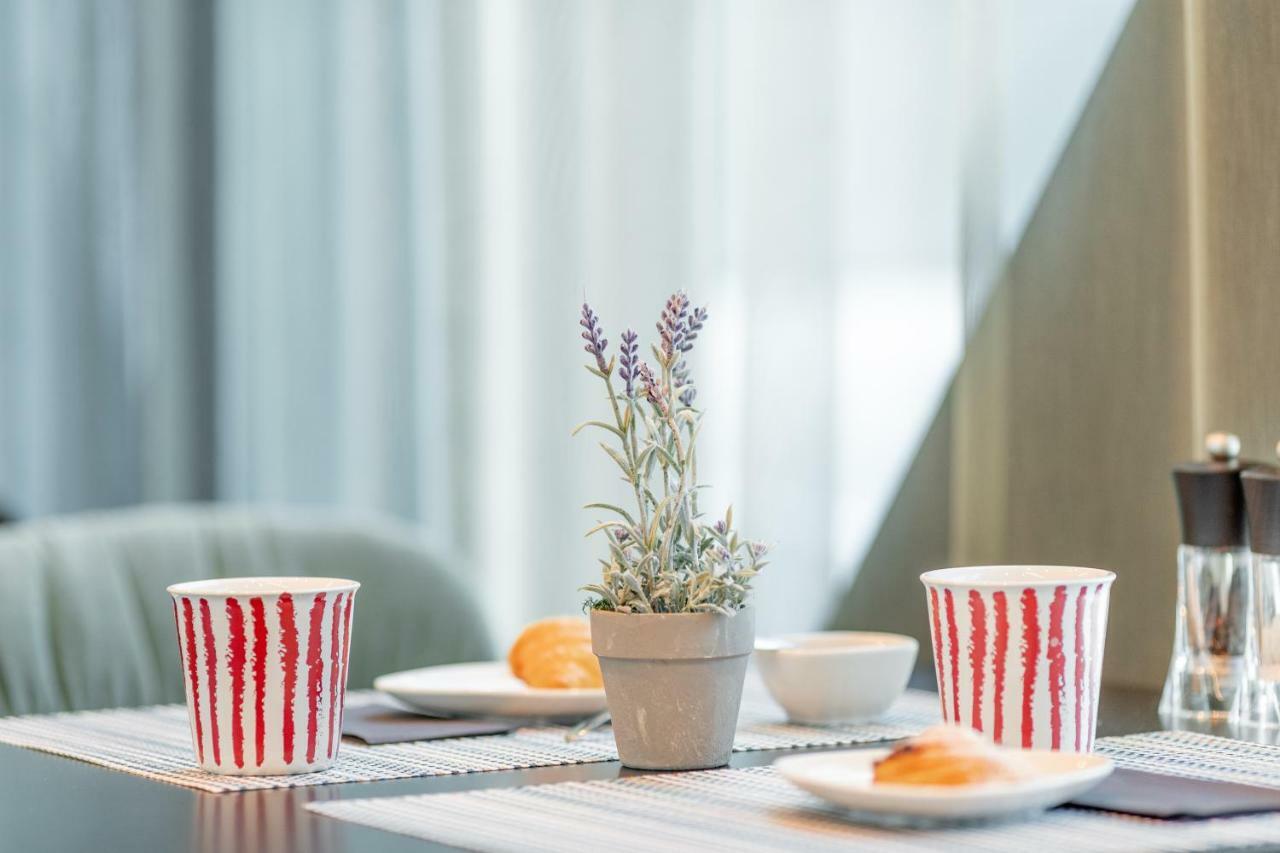 Radius Hotel Τυφλίδα Εξωτερικό φωτογραφία